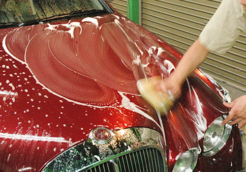 お手軽洗車で簡単にキレイになります。